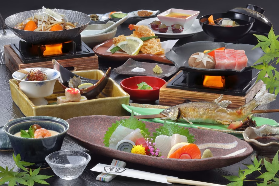 【4名以上がお得】最大13200円OFF+ワンドリンクサービス<食事処1泊2食>11時OUT 【4名以上がお得】最大13200円OFF+ワンドリンクサービス<食事処1泊2食>11時OUT