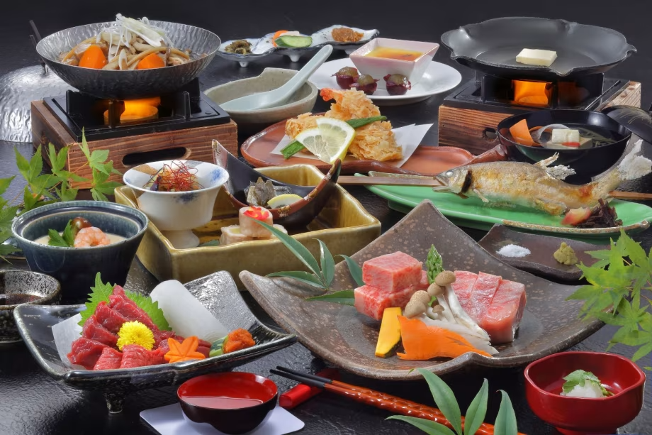 【料理ランクUP◆和牛食べ比べ】会津牛+米沢牛+会津名物馬刺し!<食事処1泊2食>11時OUT 【料理ランクUP◆和牛食べ比べ】会津牛+米沢牛+会津名物馬刺し!<食事処1泊2食>11時OUT