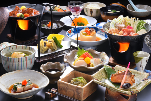 【山形屋のお料理一例】山形屋では毎月料理長とスタッフが膝を交えて、試食会を重ねています。