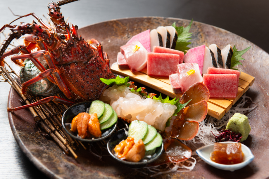 伊勢海老、焼霜鰆、寒ブリなど5種のお造り