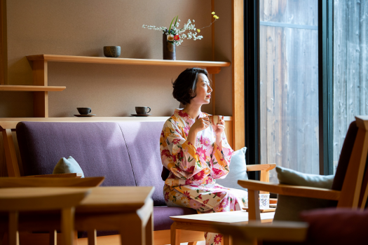 花を楽しむ、なごみの宿「季譜の里」でごゆるりとお過ごしください。