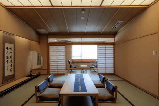 【和室10畳】畳と布団で、&ldquo;回復の夜&rdquo;をつくる