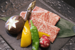 みかわ牛　陶板焼き