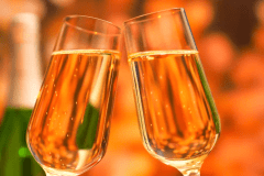 シャンパンで乾杯を♪