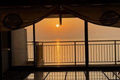 夕食会場入り口 ※予約状況により会場が異なります 夕食会場入り口 ※予約状況により会場が異なります