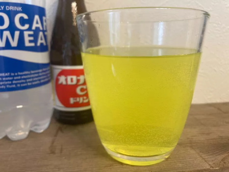 サウナの定番「オロポ」を用意しています。さっぱりとしたポカリスエットにオロナミンCの炭酸が「 のど越しがよく、サウナ後にぴったり」とサウナ愛好者の間で人気です。