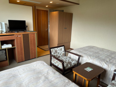 部屋が狭い分、格安でご提供致します。