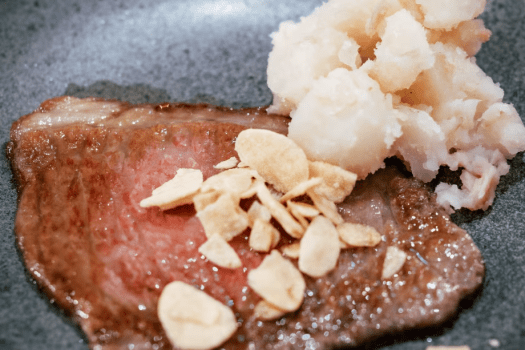 ライブキッチンでは出来たてのお料理を提供！