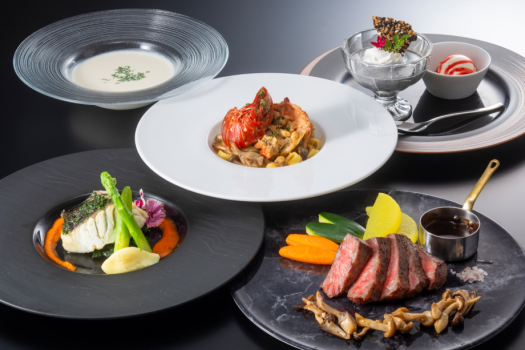 洋食ディナーコース（季節により内容が異なる場合がございます）