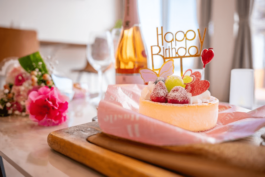 【1日2組限定】🎉Anniversary Plan🎂＜1泊2食付＞”豪華4台特典付き”🌟忘れられない記念日を特別なロケーションで過ごすアニバーサリーグランピング