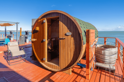 【1泊2食付】◇ベーシックBBQ◇コスパ重視の方必見！生ラム・豚・海鮮まで！全11種の賑やか食材を遊び尽くすお手頃BBQ