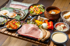 【1泊2食付き】■トップグレードプラン■至高の味わいを楽しむ特別なDinner～オーシャンビューで楽しむ常陸牛と厳選海鮮の贅沢グランピング～【GLAMP BEACH】