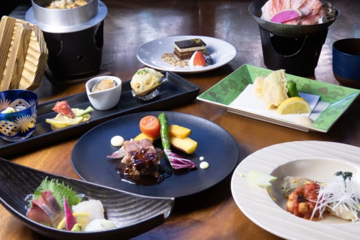 【記念日プラン】～1泊2食 和洋食コース～ご夫婦・カップルの特別な日に♪ゆっくり12時チェックアウト