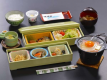 手作り豆腐、岩手県産採れ立て卵のベーコンエッグ他「はなまき朝ごはんプロジェクト」参画素材を使った料理