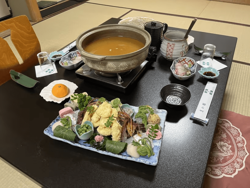 3月限定鍋「かぐや鍋」をご賞味ください