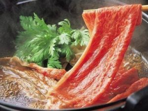 厳選の黒毛和牛を特製の割り下で・・・ 厳選の黒毛和牛を特製の割り下で・・・