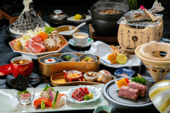 料理長おすすめ会席　※季節により内容が変わります。