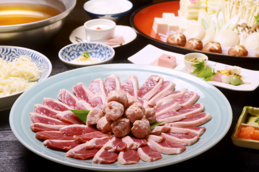 【選べる3種類のお鍋】「牛しゃぶ鍋・牛すき鍋・鴨鍋」【夕食はお部屋で】