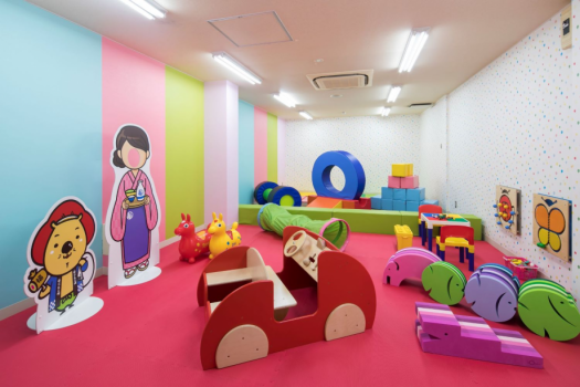 小さなお子様にも喜んで7いただけるようキッズスペースもございます。