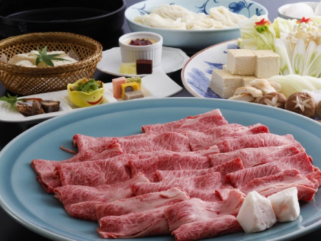 【選べる3種類のお鍋】「牛しゃぶ鍋・牛すき鍋・鴨鍋」【夕食はお部屋で】