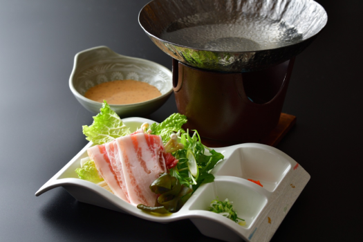 旬彩会席料理一例
パールポークしゃぶしゃぶ