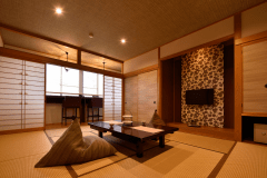 【和モダン10畳】カウンターテーブル付きの広縁とユニットバスを完備した和室10畳のお部屋