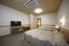 国上１００号室