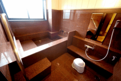 天神源泉掛け流し付き内風呂