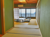 駿河湾に面した「標準和室」