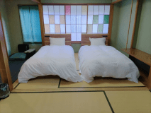 ★11/29よりリニューアル★
シモンズ製のベットをご用意いたしました。