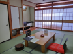 眺めのいい川側！和室１２畳+広縁（バス+洗面+トイレ付）