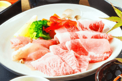 とちぎ和牛最上級A5ランク・霧降高原豚・いっこく野州鶏の一例です。