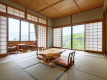 九重連山を望む本館和室角部屋【２０１号室】
