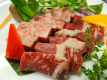 噛むほどに“お肉本来の旨み”が広がる熟成肉♪