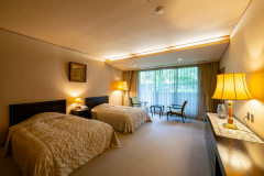 【離れ・松風】和室18畳と洋室・応接室が付いた離れでございます。