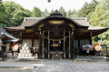 武田信玄公を御祭神として祀る武田神社。「勝運」のご利益があるといわれています。