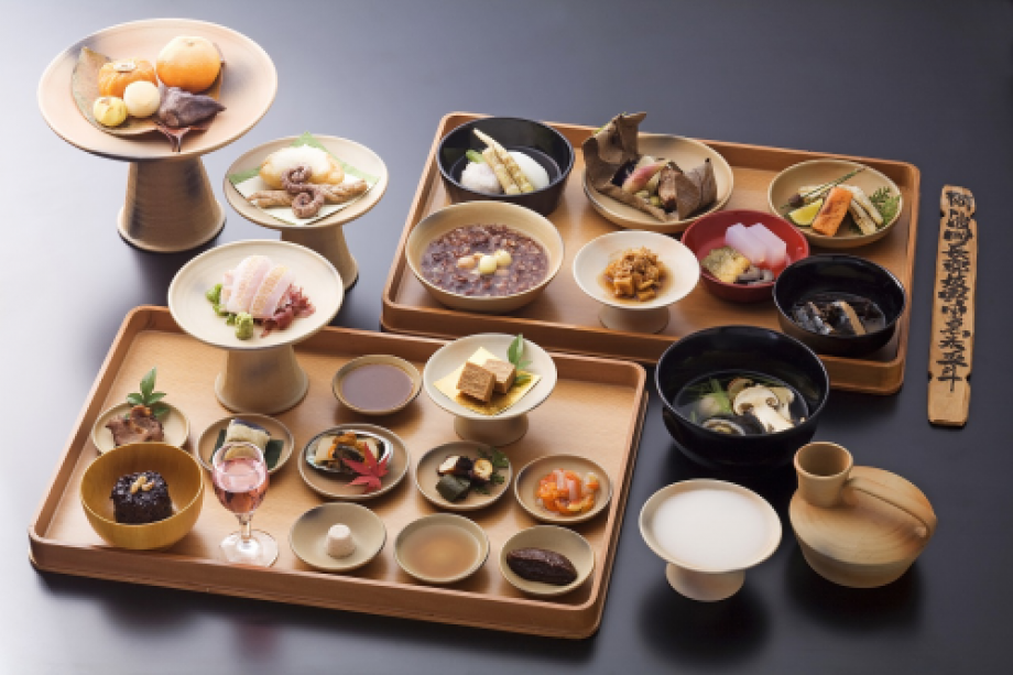 【天平の宴】TVで紹介！1300年前の古代宮廷料理を再現したフルコースディナー＜嬉しい特典付＞