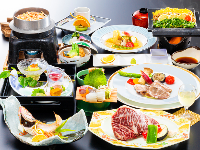 ■美味の響宴会席■「国産牛VSのどぐろ」山海の幸を贅沢にご堪能ください♪※4月～9月の料理一例です。