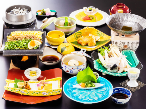 とことん味わう「ご褒美グルメ♪」名物「ふく」を様々な料理でお楽しみいただけます！