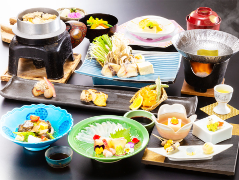 ■日帰り温泉■秋から冬の和会席とお湯巡り【華-hanayagi-】※料理画像は一例です。仕入により一部内容が変更となる場合がございます。