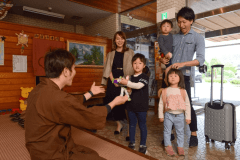 ・温泉・料理・おもてなし。自然豊かな当館でご家族の思い出作りをお手伝いします ・温泉・料理・おもてなし。自然豊かな当館でご家族の思い出作りをお手伝いします