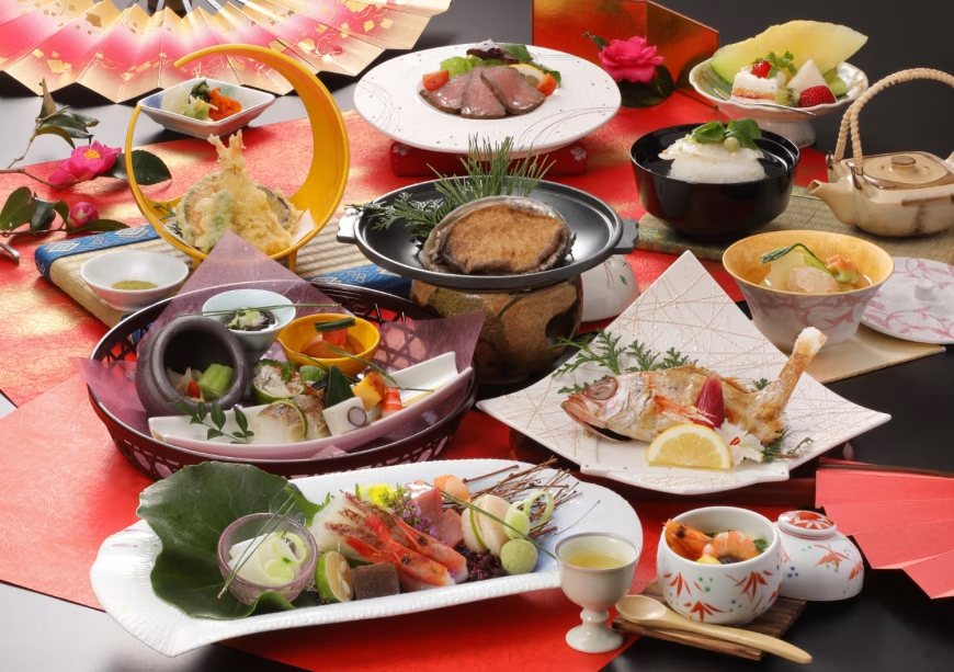 活鮑こだわり会席 ※一例 活鮑こだわり会席 ※一例