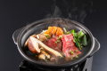 《松茸土瓶蒸し・但馬牛と雲丹、松茸のすき鍋・松茸炭火焼き》松茸至福会席