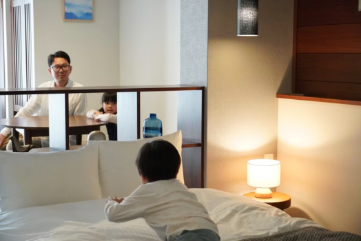 44㎡のお部屋でお子様連れでも広々お使いいただけます。