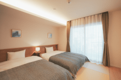 畳ツインルーム バルコニー付