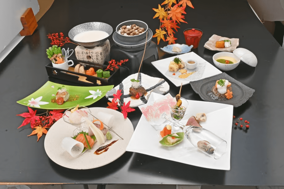 【人気NO.1☆コーラル会席】春夏秋冬の旬食材を使った料理長こだわりの会席を満喫！＜2食付＞