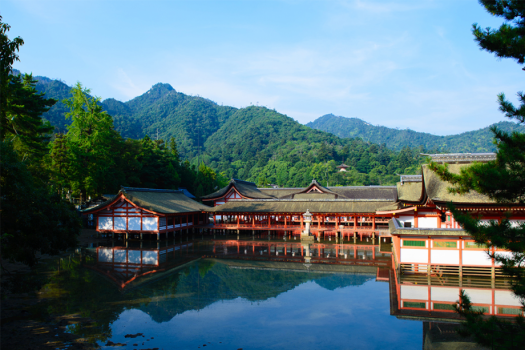 厳島神社