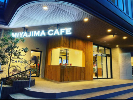 【2022年3月OPEN】ホテル1階・宮島カフェ
