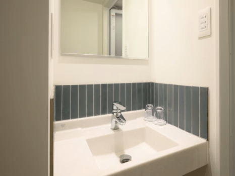 East Wing/No view｜Non-smoking Japanese Modern Twin Room (20 square meters)  / Up to 4 persons