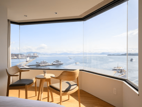 Overlooking Miyajima Island! Top Floor 100 square meters Ocean View Suite / Up to 6 persons)｜Non-smoking